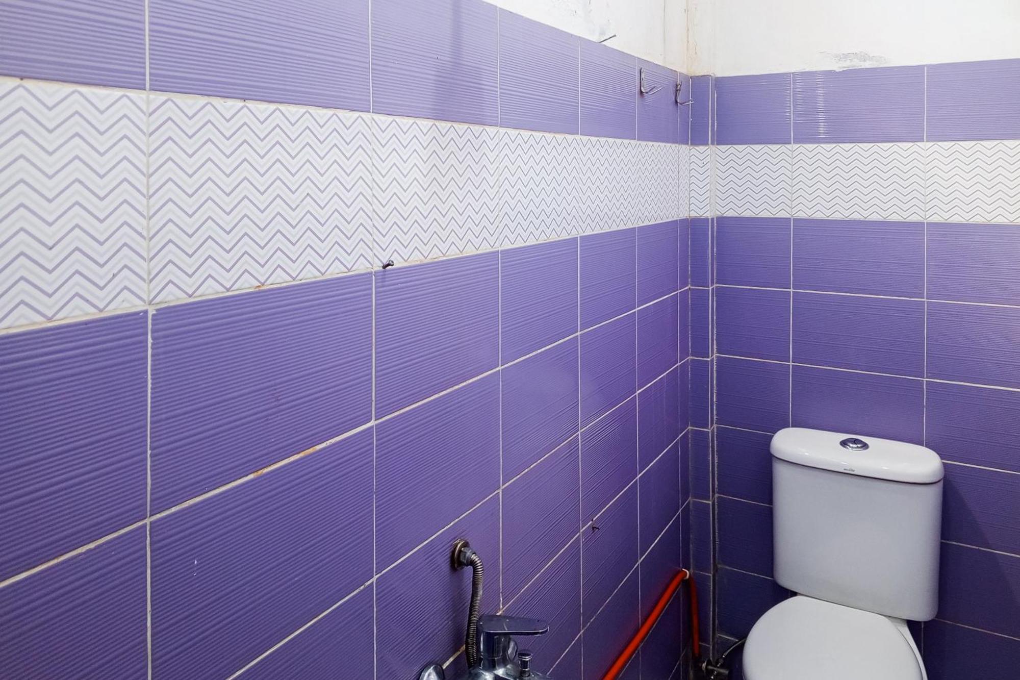Отель Malibu Syariah Bogor Redpartner Экстерьер фото